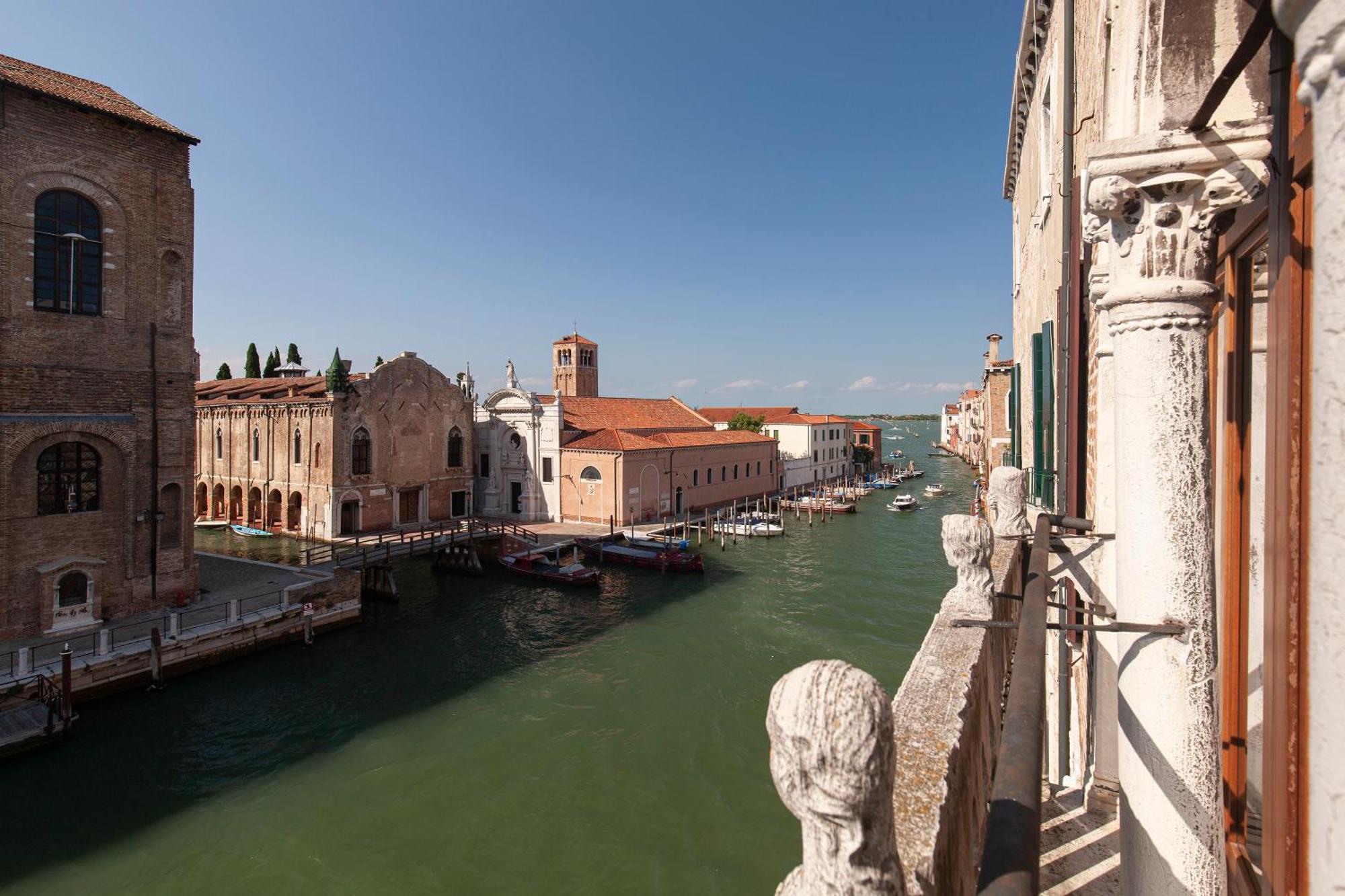 Luxury Apartment Pesaro Papafava Velence Kültér fotó