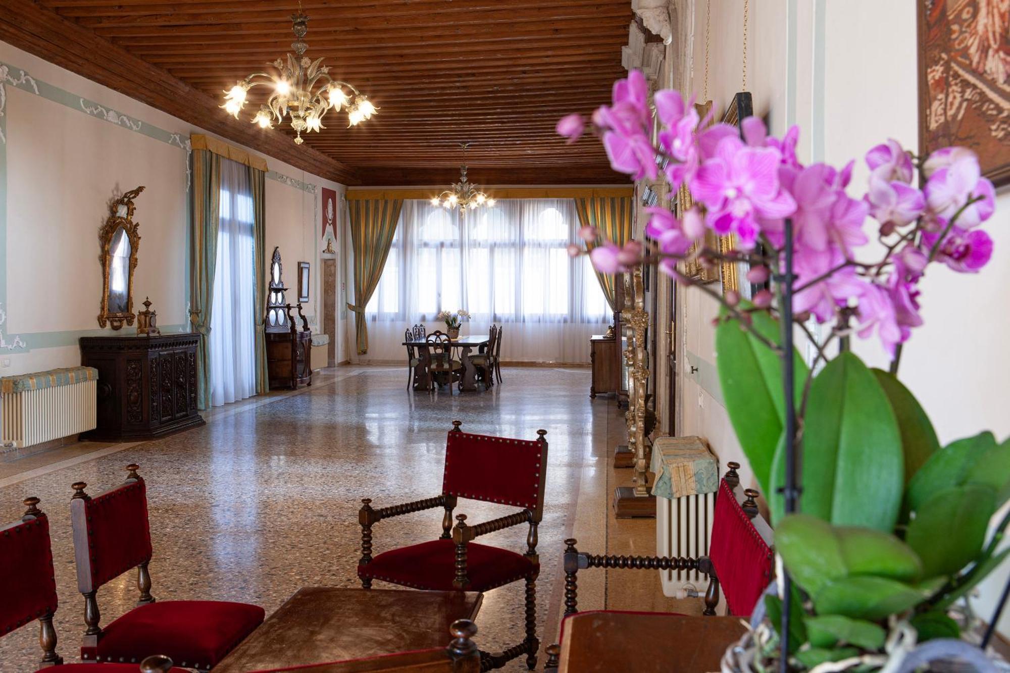 Luxury Apartment Pesaro Papafava Velence Kültér fotó